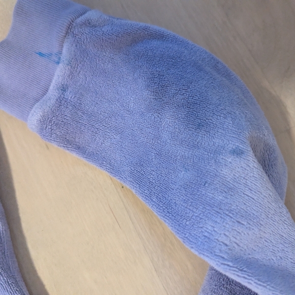 Juicy Couture Lavender Velour Hoodie - Picture 7 of 7